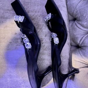 AUTHENTIC Kate Spade sandals size 10.